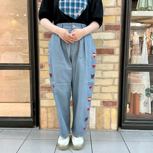 【HOME MADE × mekooo】くまとハート刺繍デニムパンツ