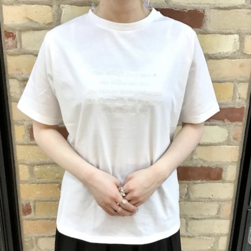 レタリング刺繍Tシャツ