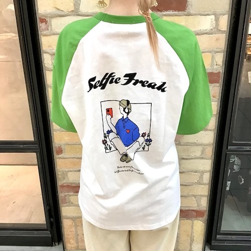 SelfiefreakラグランTシャツ