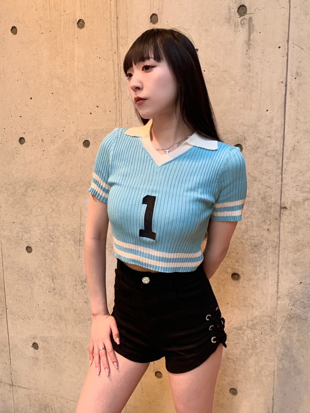 1✨✨