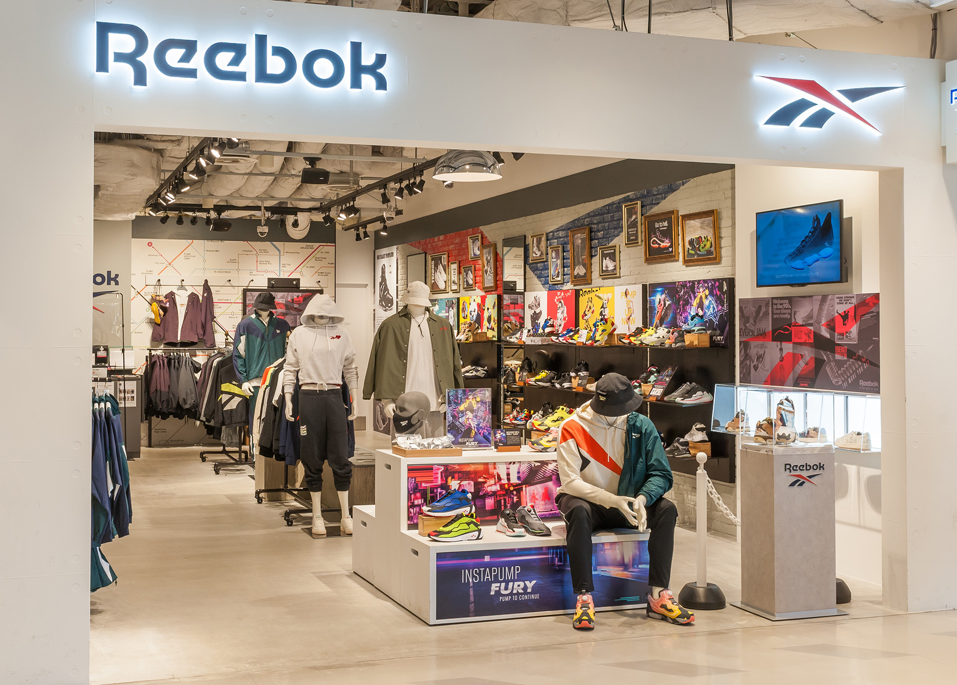 Reebok Classic Store｜HEP