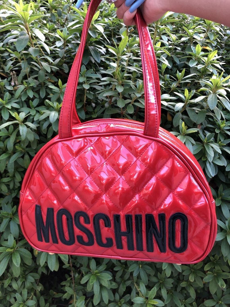 MOSCHINO vintage❤️🍒💋