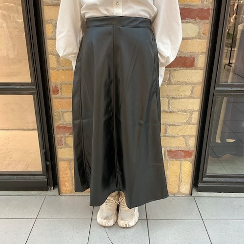 合皮切替ロングスカート