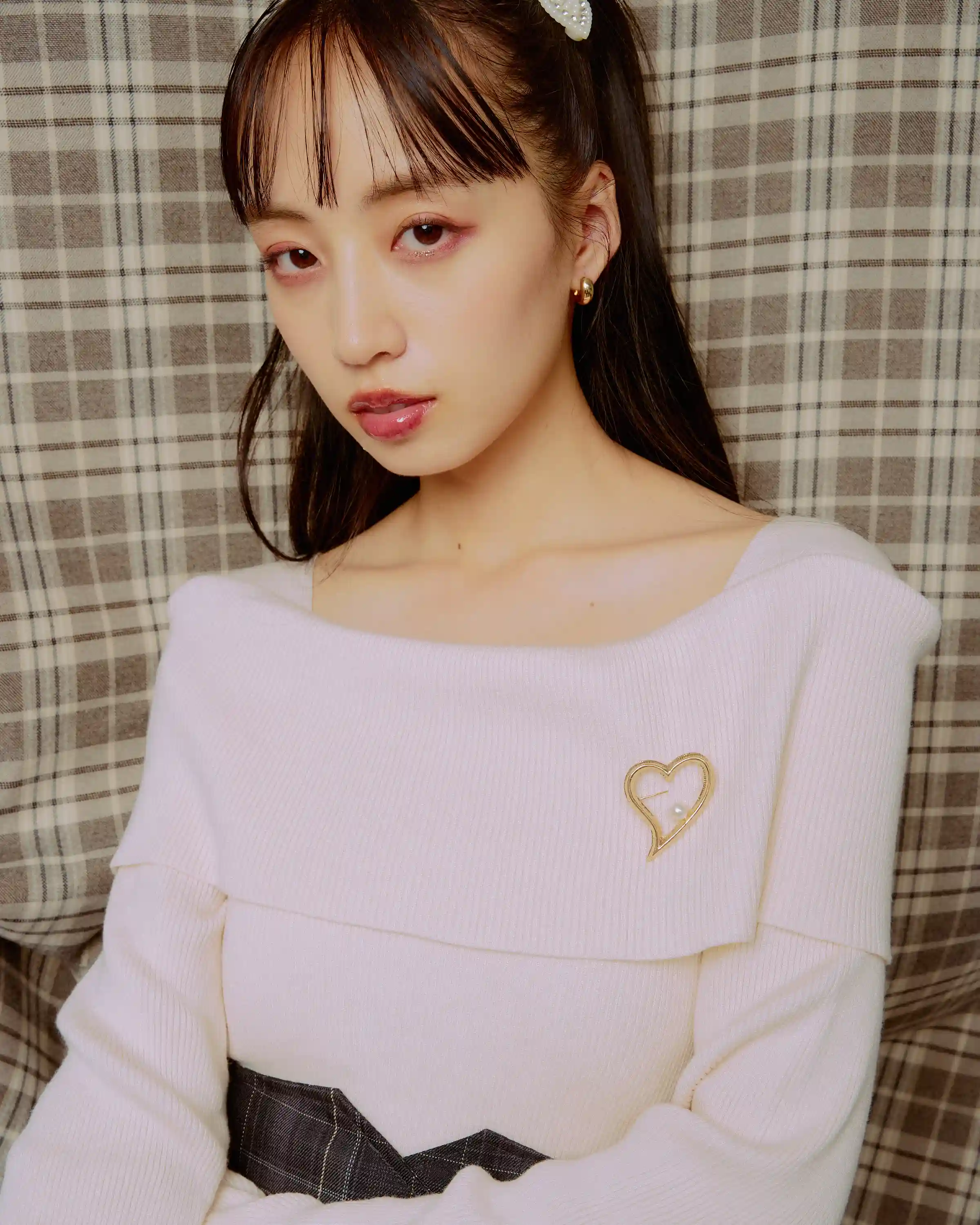 小嶋彩音　モデル　女優