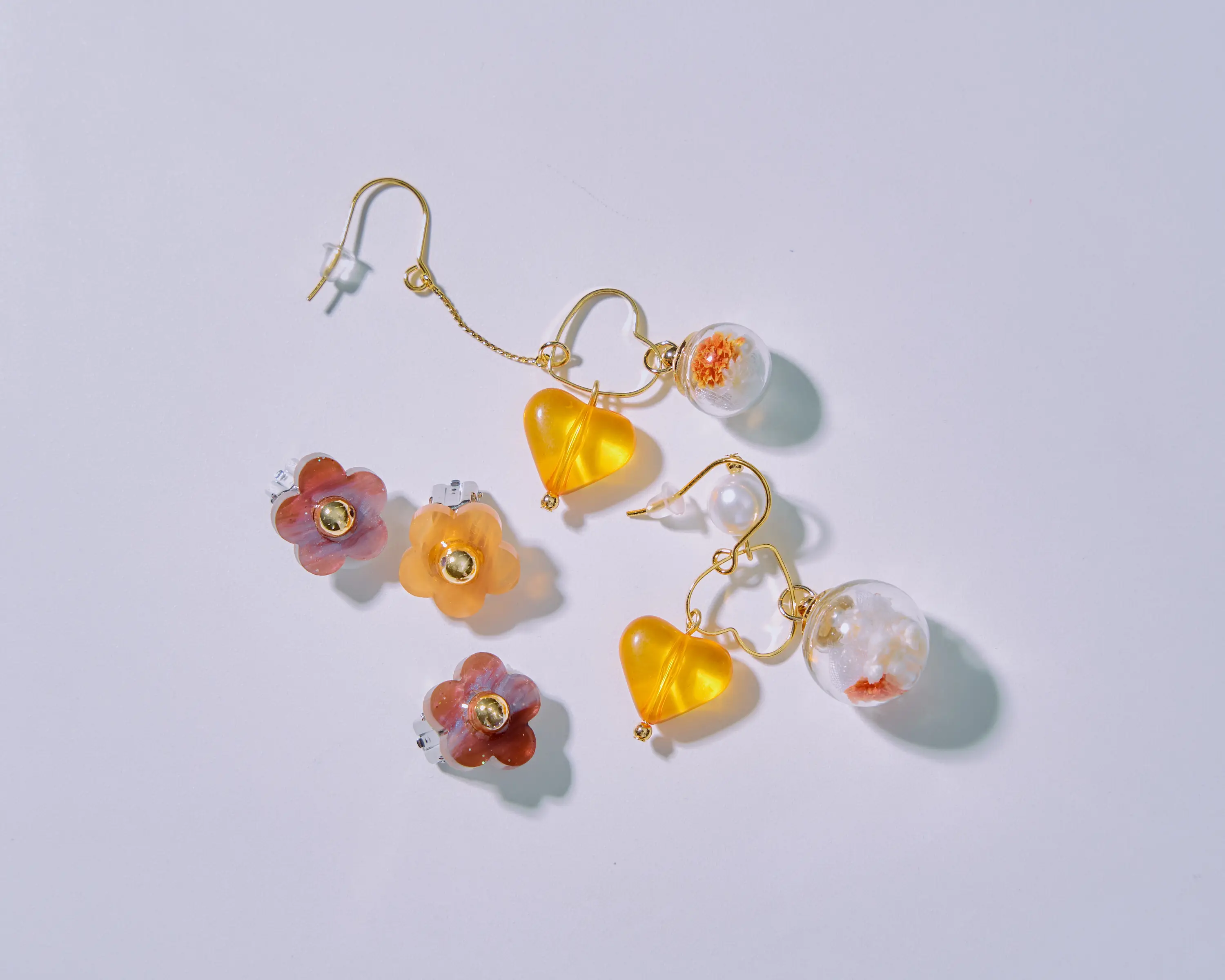 お花モチーフ　ピアス　イヤリング　アクセサリー