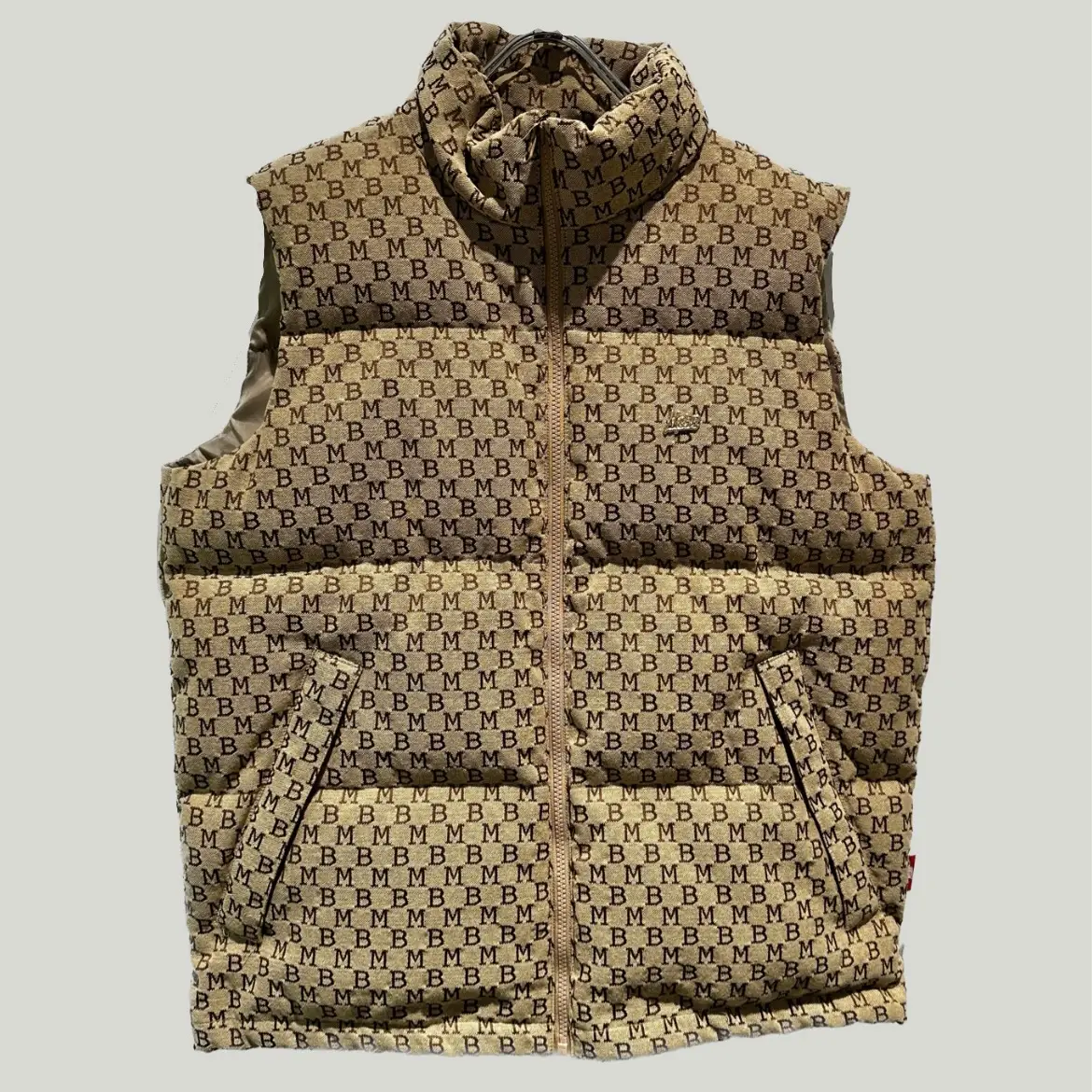 MOBB　モブ　MONOGRAM PUFF VEST　LockerRoom　HEP FIVE