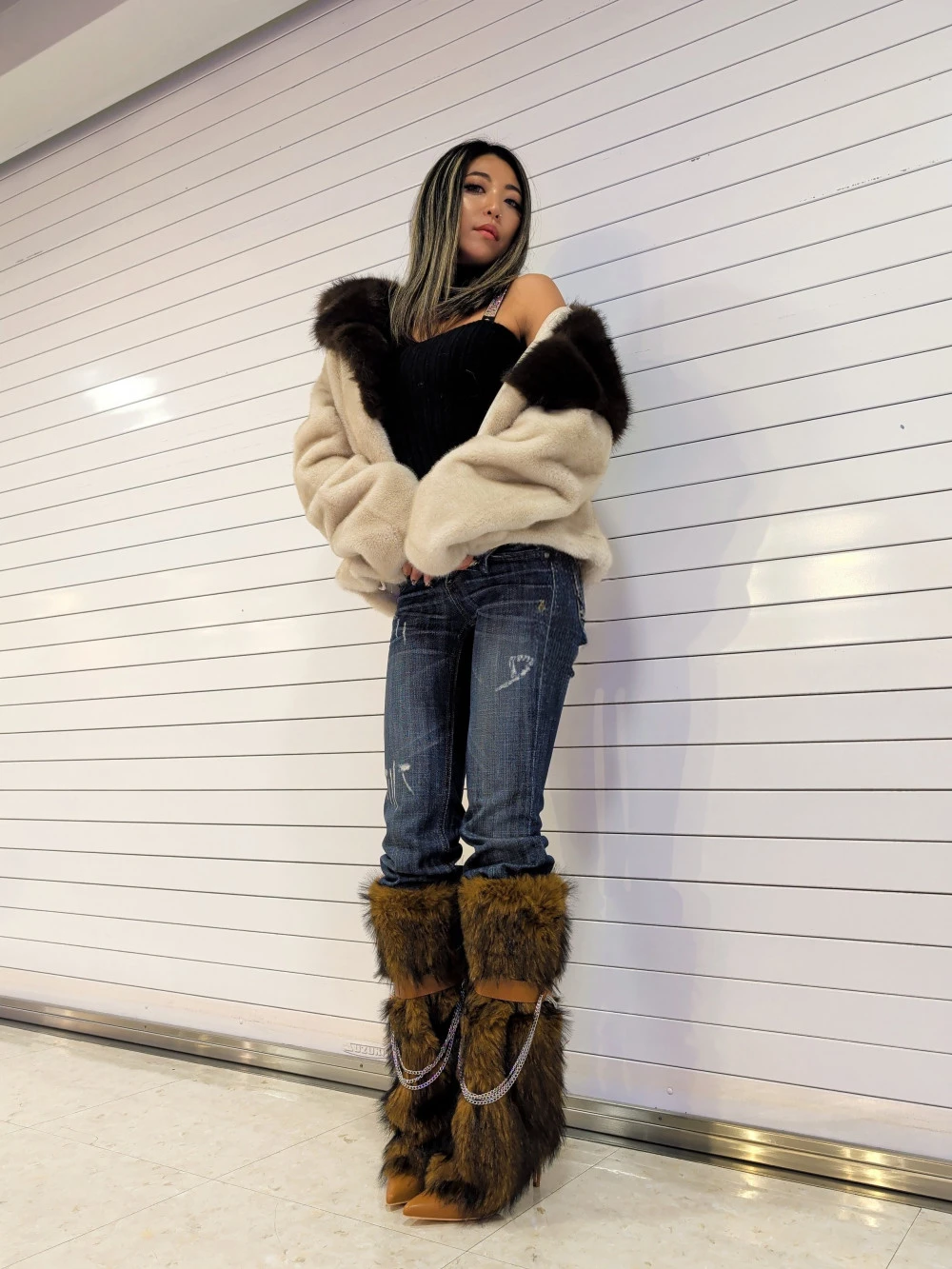 大人ファーコーデ🤎🖤