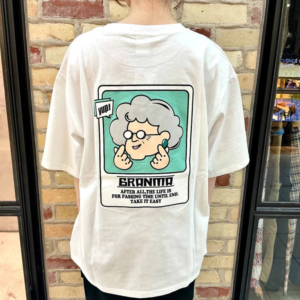 マダムバックプリント半袖T👵🏻