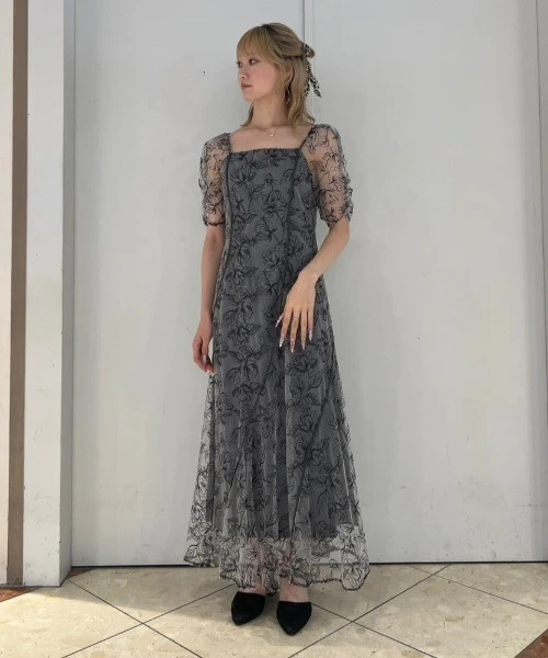 🌸フラワーウェーブドレス🌸