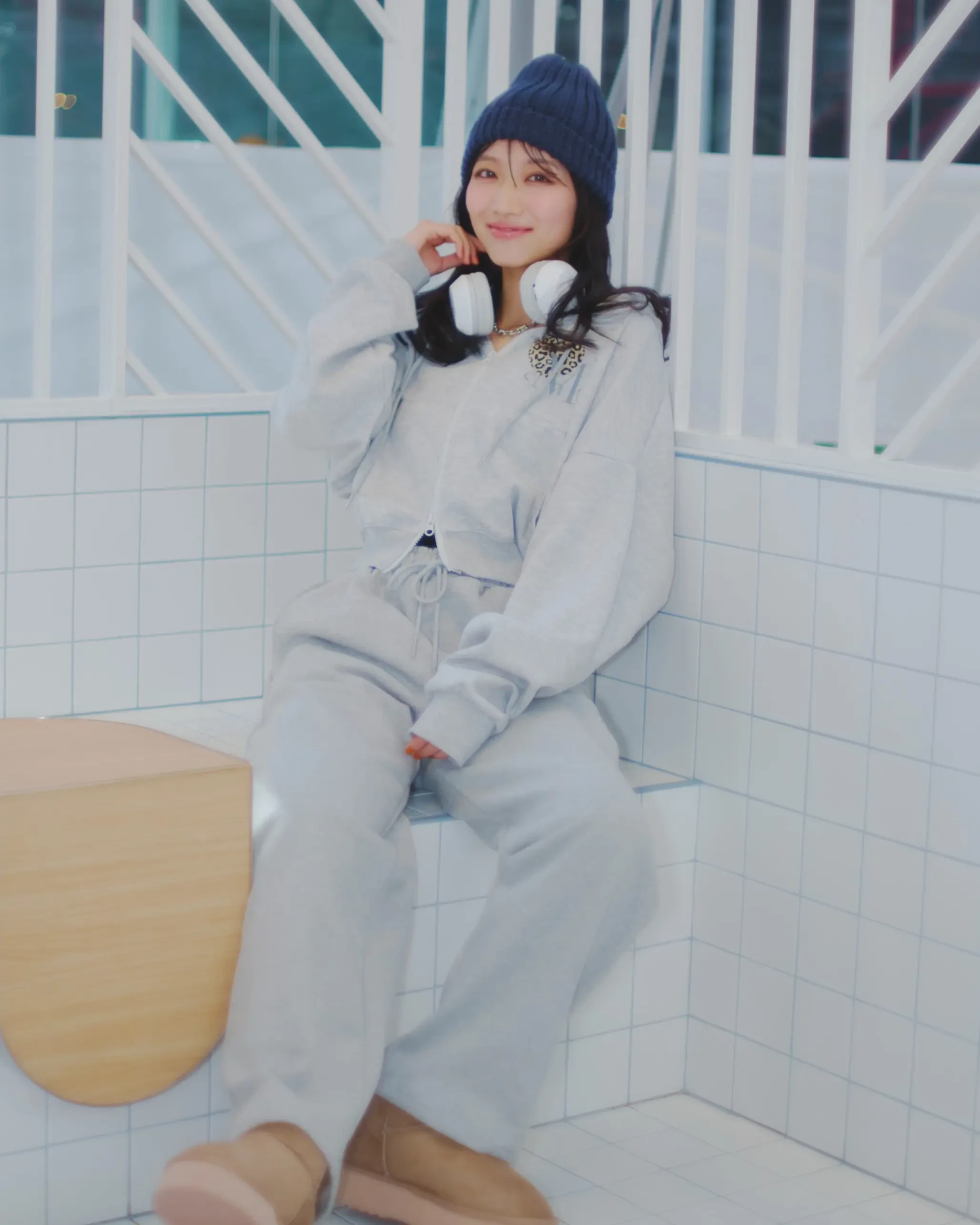 人気の空港コーデが着たい！スウェット＆セットアップでゆるっとおしゃれに旅行へGO♡&nbsp;