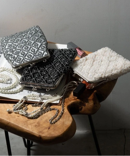 👜ビーズ刺繍がま口サコッシュバッグ👜
