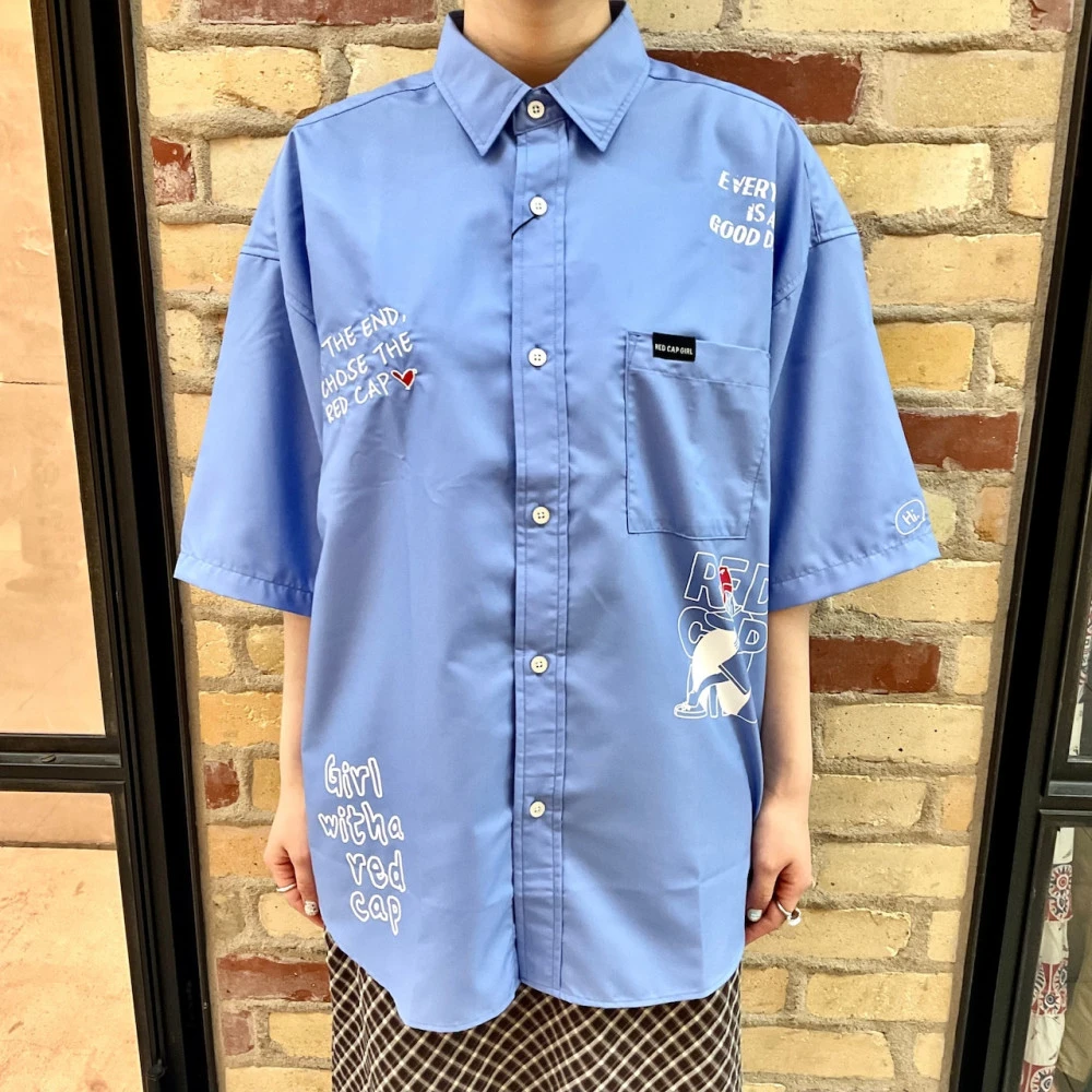 女の子総柄半袖シャツ👱🏻‍♀️